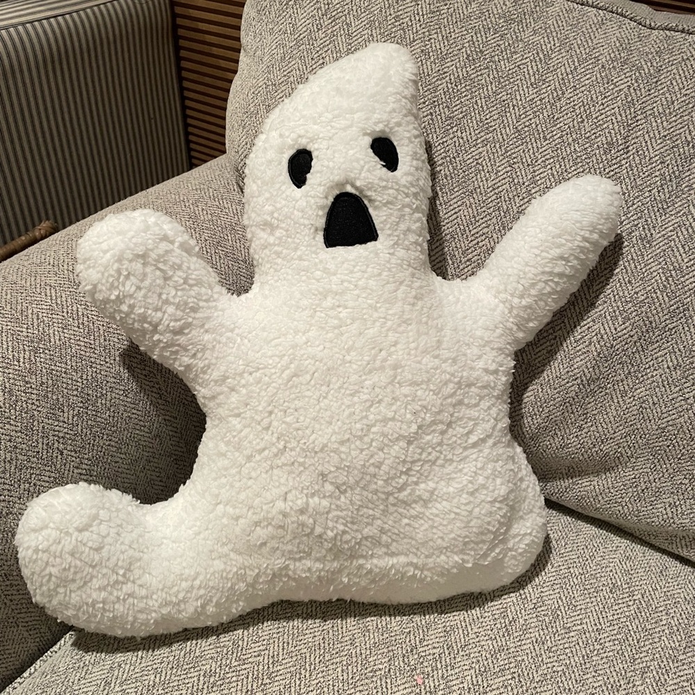 Sherpa Halloween Ghost Pillow
